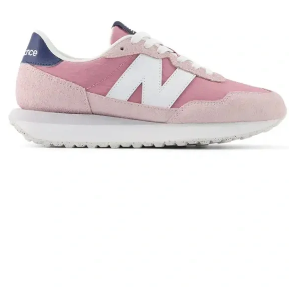 New Balance Women's 237 Pink and White Sneakers 7 - Picture 1 of 9